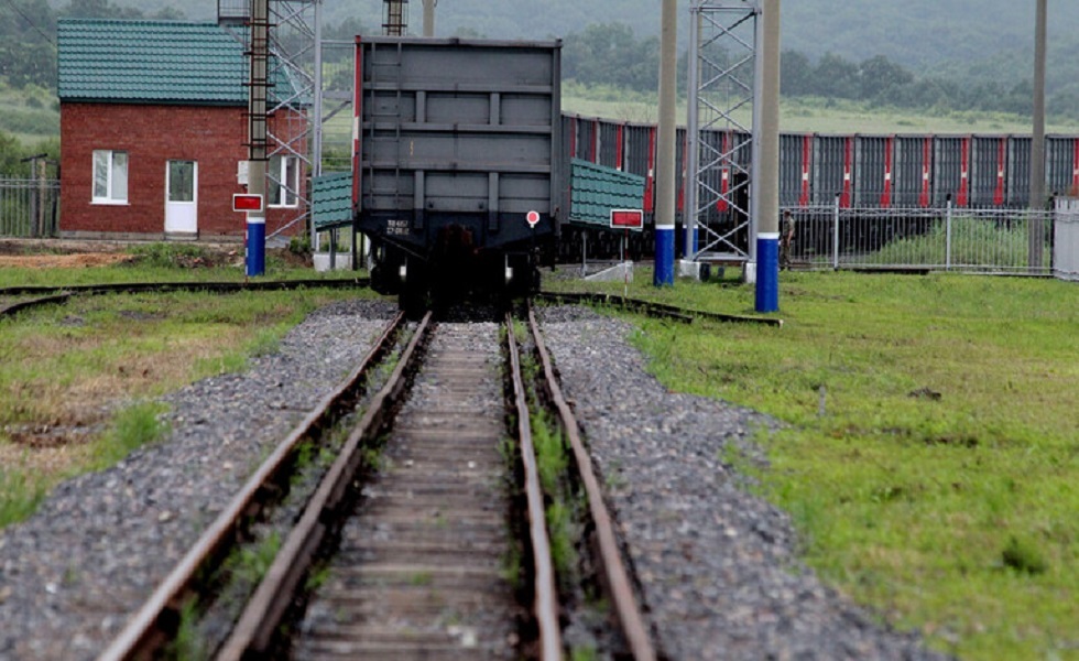 انطلاق أول قطار حاويات من روسيا إلى الهند عبر الخط الشرقي