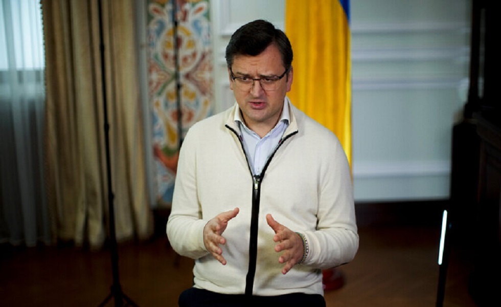 أوستين يبحث مع نظيره الأوكراني تقديم المساعدات العسكرية الجديدة لكييف