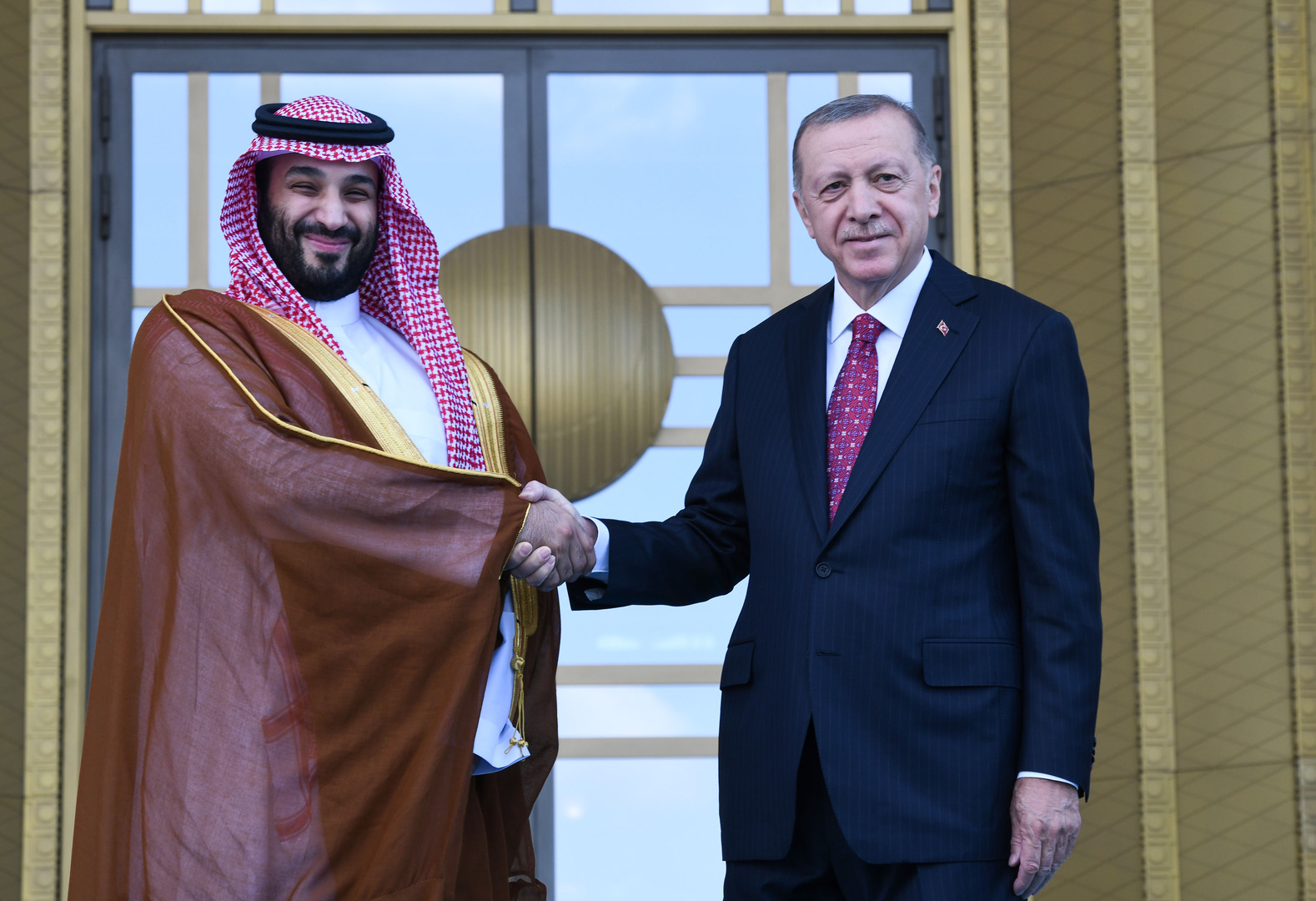 الرئيس التركي رجب طيب أردوغان مع ولي العهد السعودي الأمير محمد بن سلمان