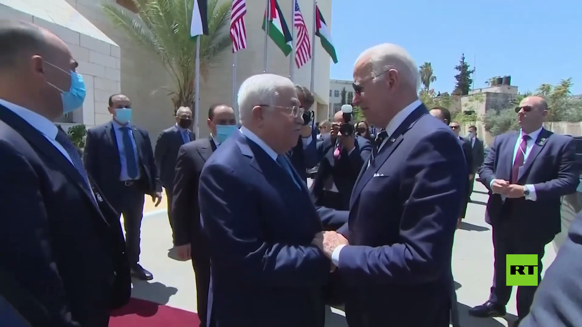 شاهد استقبال محمود عباس لجو بايدن في بيت لحم