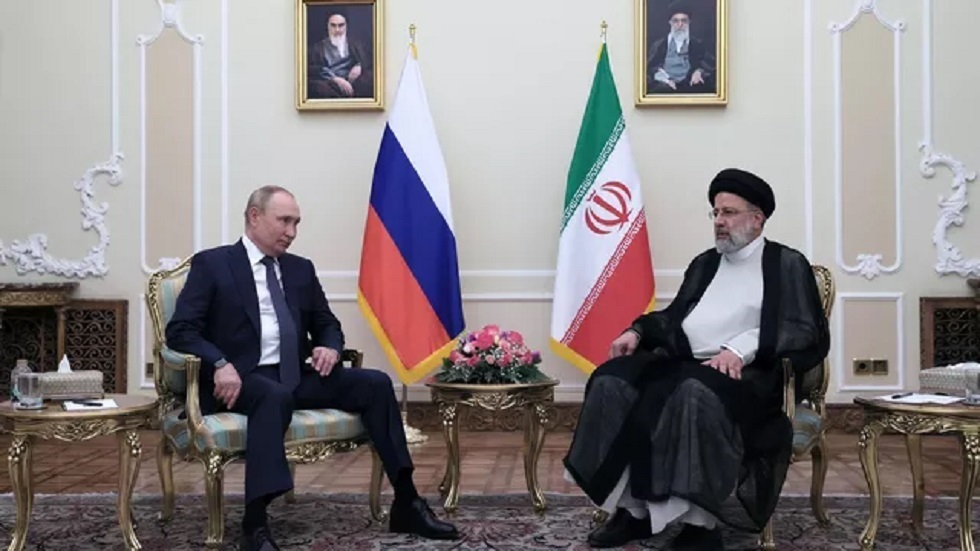 الرئيس الإيراني يصف زيارة بوتين بأنها نقطة تحول في العلاقات الثنائية