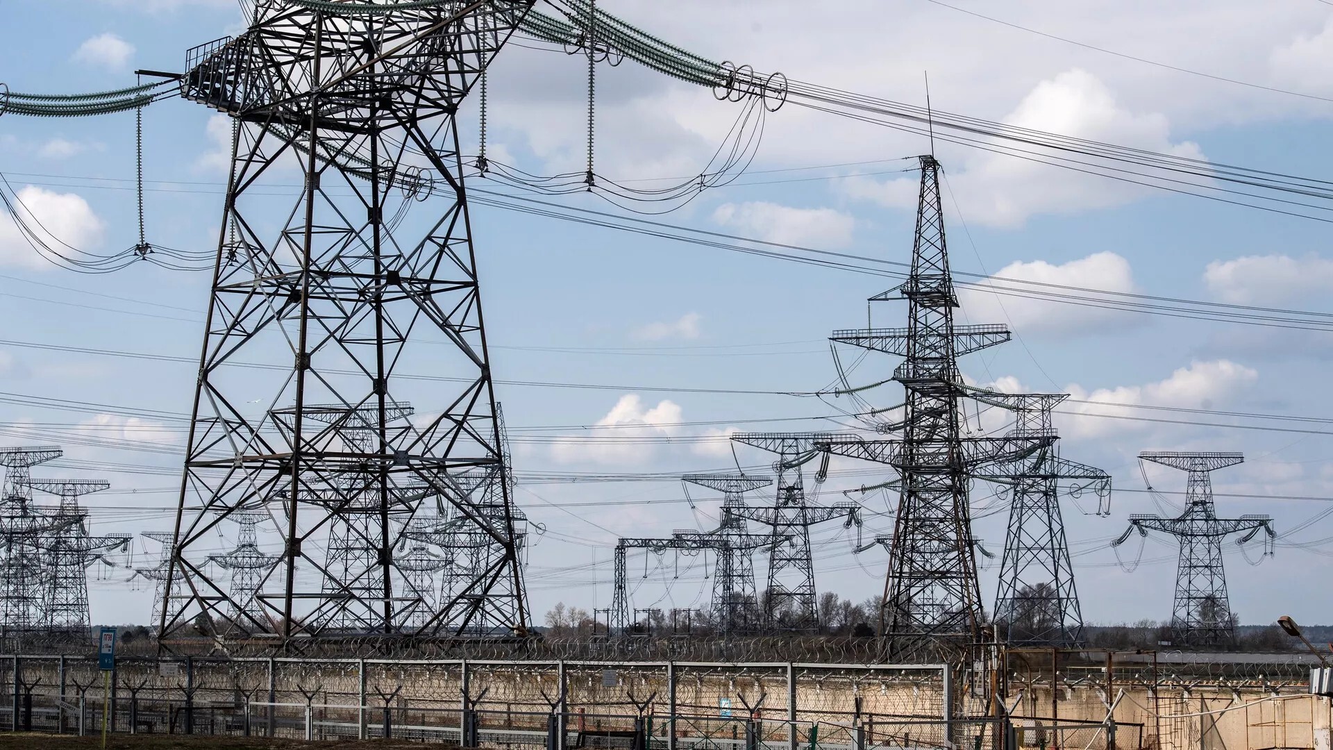 الاتحاد الأوروبي يخطط لمضاعفة واردات الكهرباء من أوكرانيا