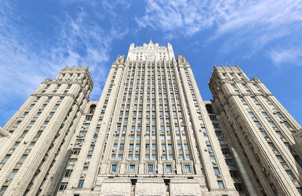 الخارجية الروسية: لم نتلق طلبات اتصال بلافروف من وزارة الخارجية الأمريكية
