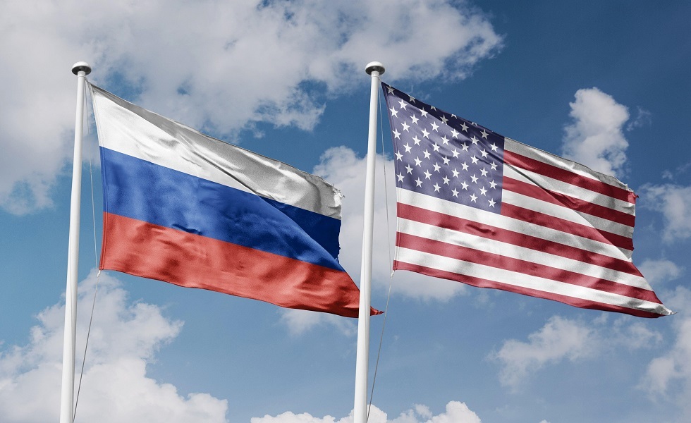 مستشار سابق في الخارجية الأمريكية: إذا صادقت الروس أصبحت صديقهم مدى الحياة