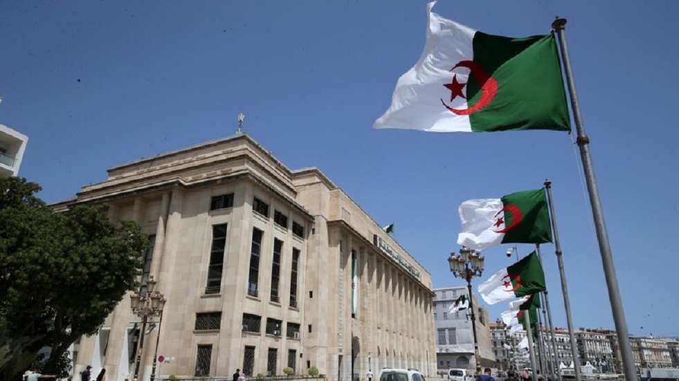 الجزائر: تعليمات جديدة للبنوك