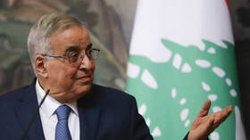 الخارجية اللبنانية تعلق على إطلاق
