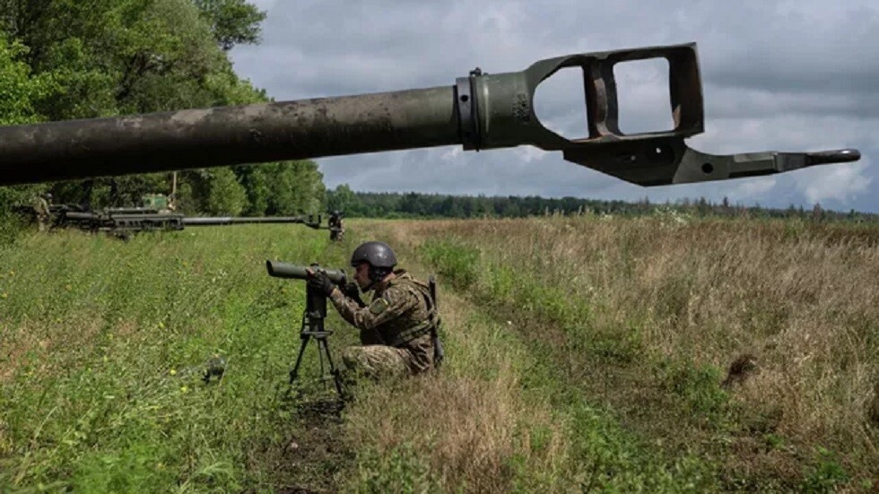 كييف تنشر مضادات جوية على سطح مسرح في أوديسا