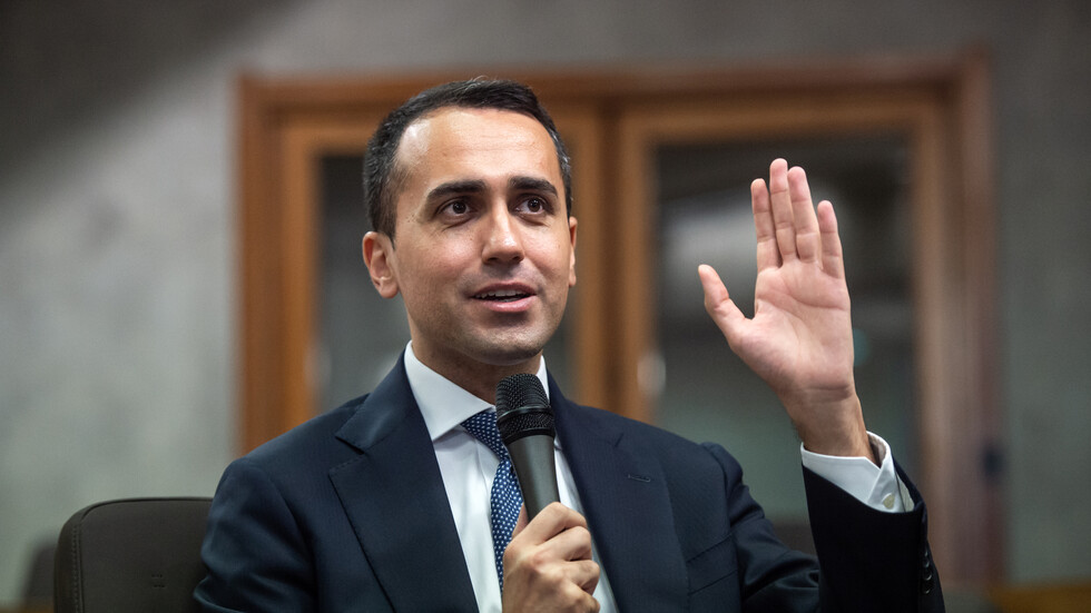 دي مايو يقترح تشكيل لجنة برلمانية للتحقيق في "علاقات محتملة" بين أحزاب إيطالية وروسيا