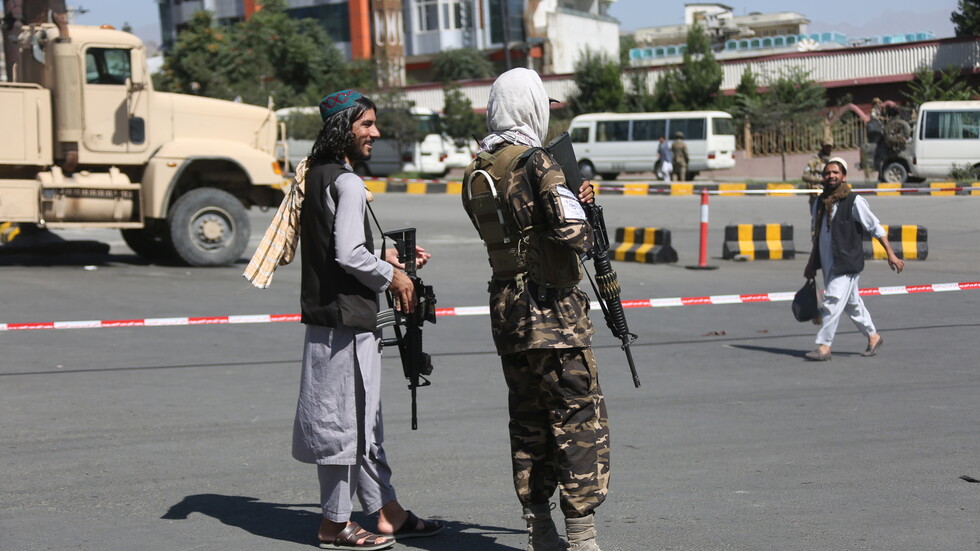 أفغانستان.. مقتل شرطيين بمعركة ضد