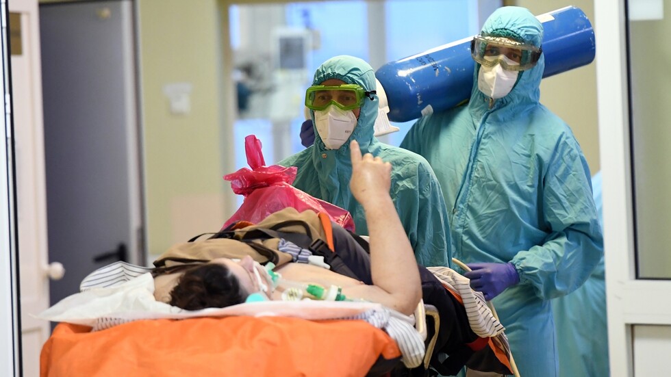 روسيا تسجل أكثر من 18 ألف إصابة جديدة بكورونا خلال يوم واحد لأول مرة منذ 1 أبريل الماضي