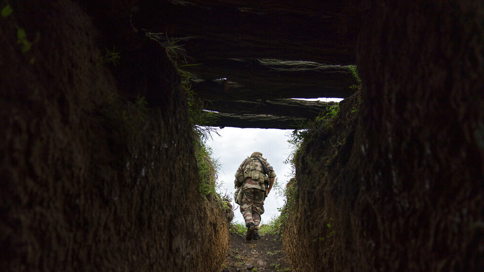 الدفاع الروسية: كييف ترسل المجندين الأغرار إلى الجبهة قبل الانتهاء من تدريبهم بسبب الخسائر المرتفعة