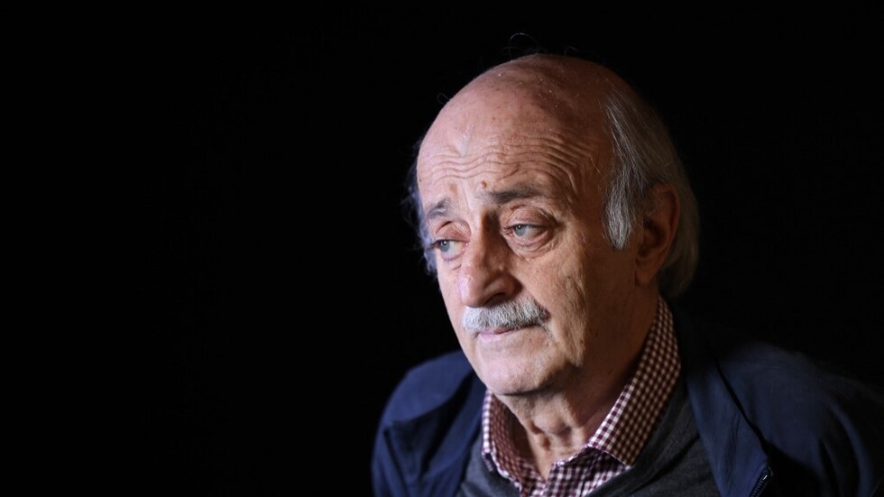 وليد جنبلاط: لبنان المصارف والسياحة هو لبنان مزور