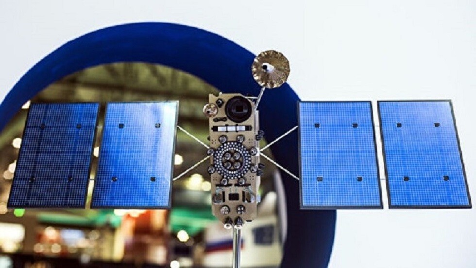 روسيا تطور جيلا جديدا من أقمار الإنترنت والاتصالات