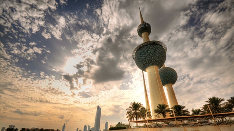 الكويت.. إخلاء سبيل 3 متهمين بكفالة 50 ألف دينار في قضية