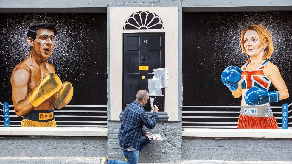 استطلاع: تراس تحافظ على تقدمها الكبير في السباق لرئاسة الحكومة البريطانية