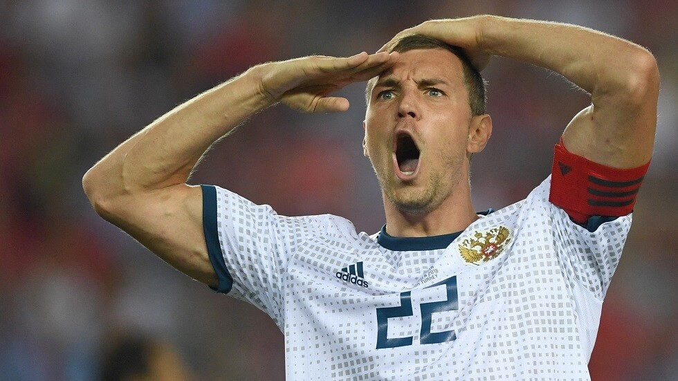 رسميا.. مهاجم منتخب روسيا دزيوبا ينتقل إلى الدوري التركي