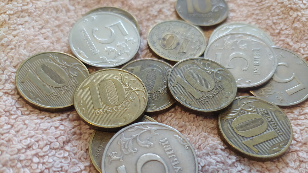 العملة الروسية تواصل الارتفاع.. الروبل عند أعلى مستوى في نحو 3 أسابيع