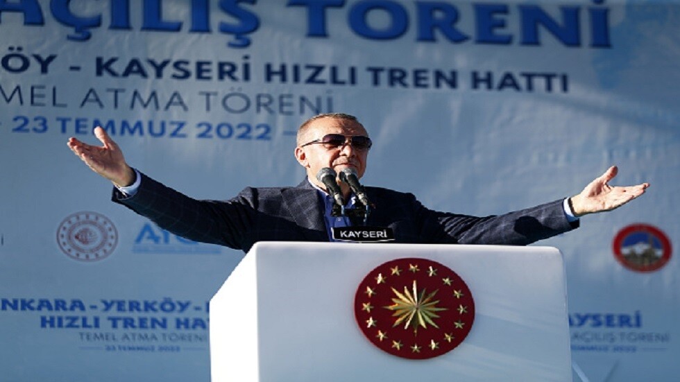 أردوغان يعلن رغبة تركيا بالتواصل مع دمشق: ليس لدينا هدف الانتصار على الأسد والسوريون أشقاؤنا