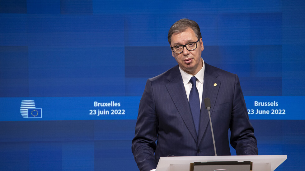 صربيا تلوح بالتدخل لحماية صرب كوسوفو إذا لم يتحرك "الناتو"