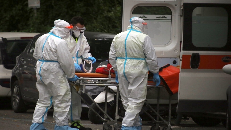 إيطاليا.. شخص يصاب بكورونا والأيدز وجدري القردة معا!