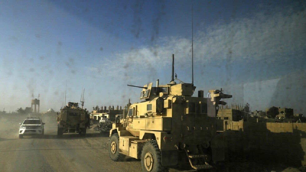 "سانا": استهداف قاعدتين للجيش الأمريكي في حقلي العمر وكونيكو النفطيين شرقي سوريا