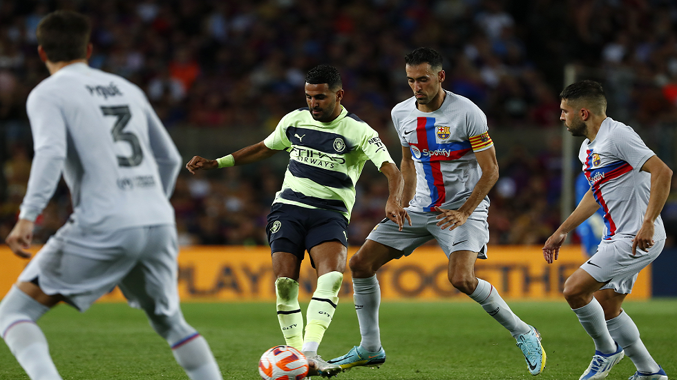 مانشستر سيتي يتعادل مع برشلونة في مباراة غزيرة بالأهداف (فيديو)