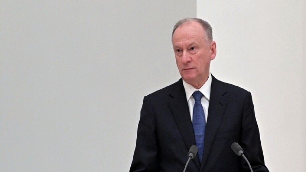 باتروشيف: الغرب يعد الحزمة الثامنة من العقوبات ضد روسيا