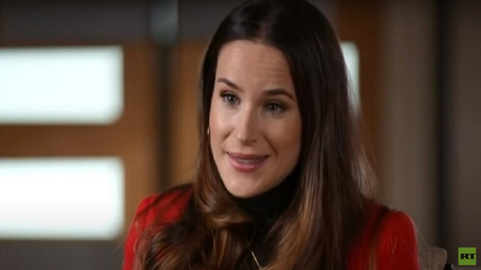 أمريكيان يعترفان بسرقة دفتر "مذكرات" ابنة بايدن