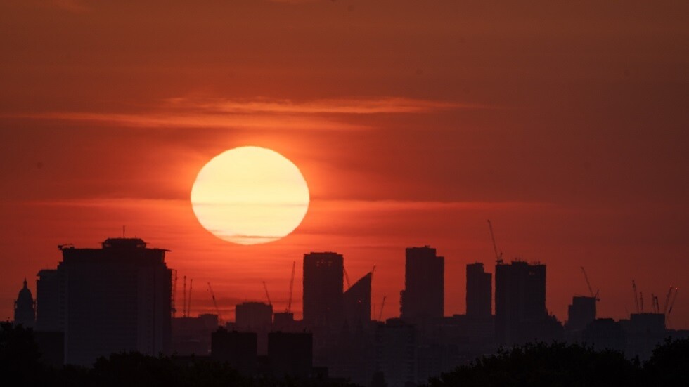 هل يمكن لعاصفة شمسية أن تدمر الأرض؟