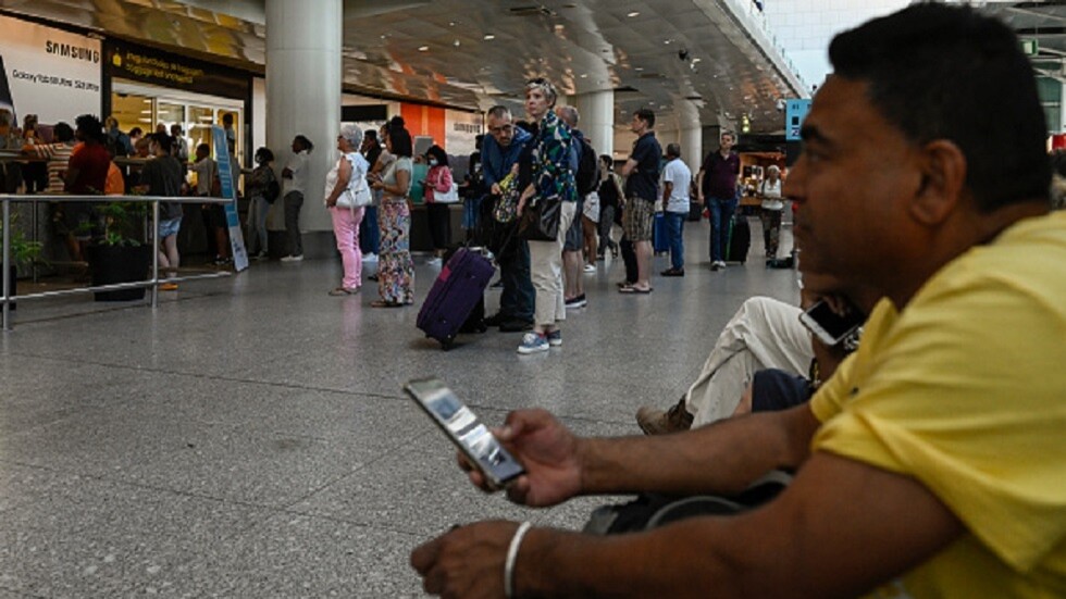 الإضرابات تلغي المئات من الرحلات الجوية في البرتغال وإسبانيا