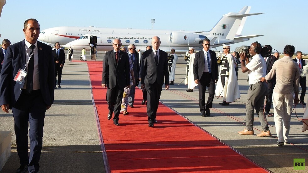 المغرب يستدعي سفيره في تونس بعد استضافة الرئيس سعيّد زعيم البوليساريو (صور + فيديو)