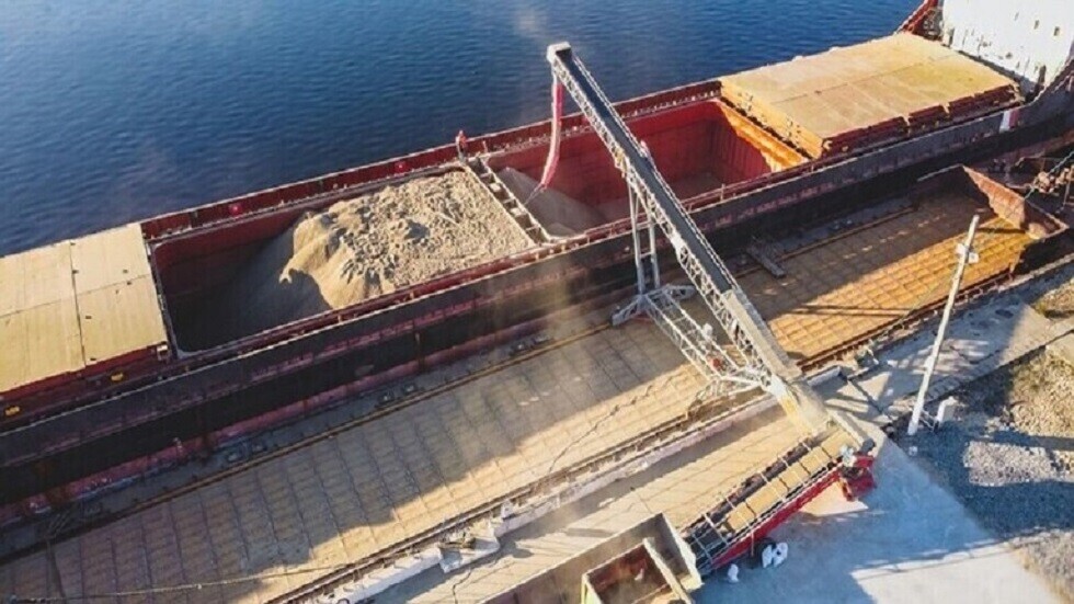 السماح لـ7 سفن بمغادرة موانئ أوكرانيا في إطار الصفقة الغذائية