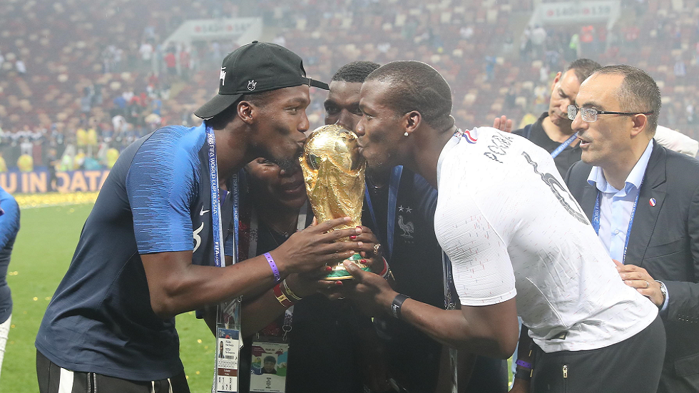 بوغبا يستنكر