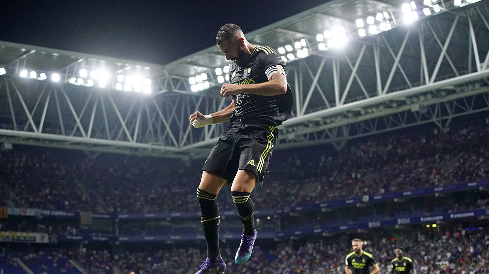 بنزيما يقود ريال مدريد لتجاوز عقبة إسبانيول (فيديو)