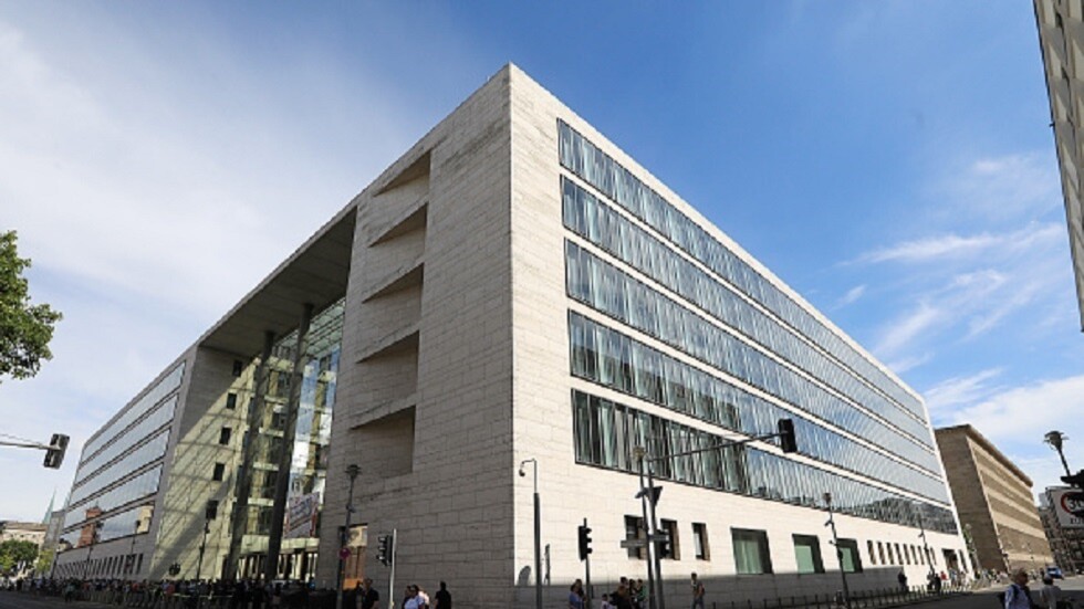 الخارجية الألمانية: حظر إصدار تأشيرات شنغن للروس قرار غير معقول