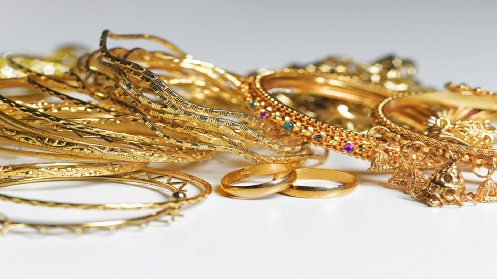 العثور على مجموعة غير عادية من الخواتم الذهبية القديمة في مقبرة رومانية