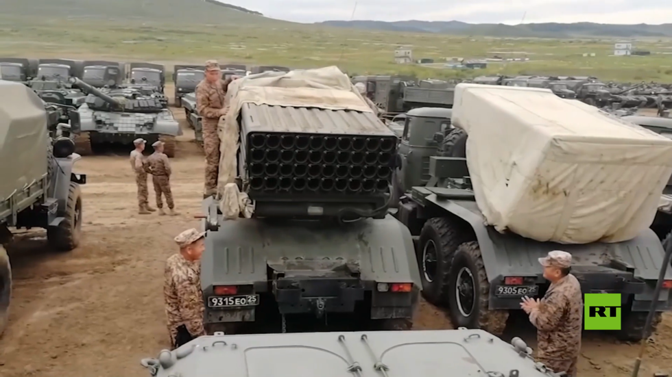 قوات أجنبية بينها عربية تصل إلى روسيا تمهيدا لتدريبات 