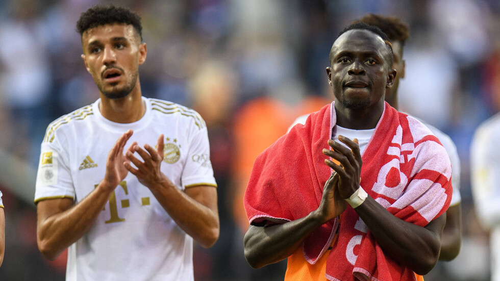 ماني ومزراوي يرفضان حمل كأس الخمر خلال صورة جماعية لبايرن ميونيخ (صور)