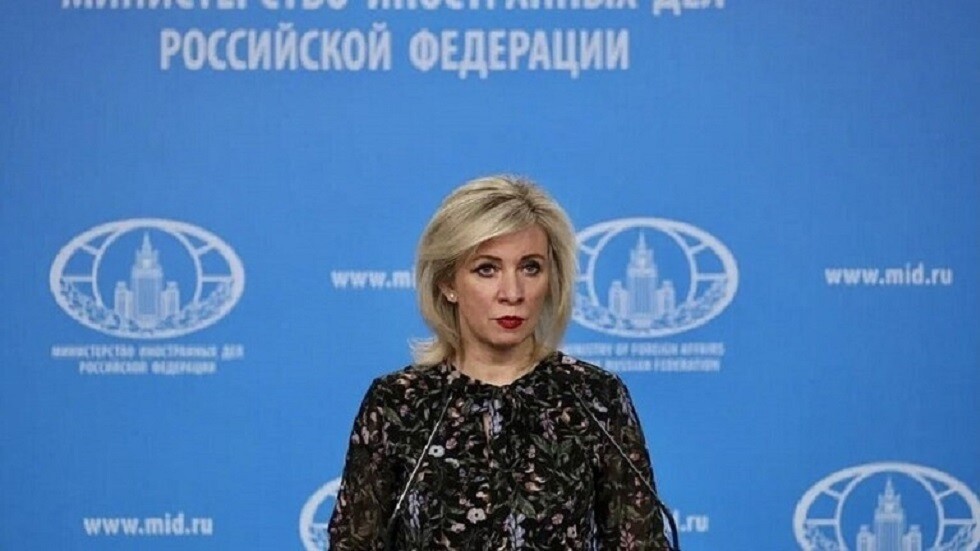 زاخاروفا تشبه أعضاء الاتحاد الأوروبي بـ 