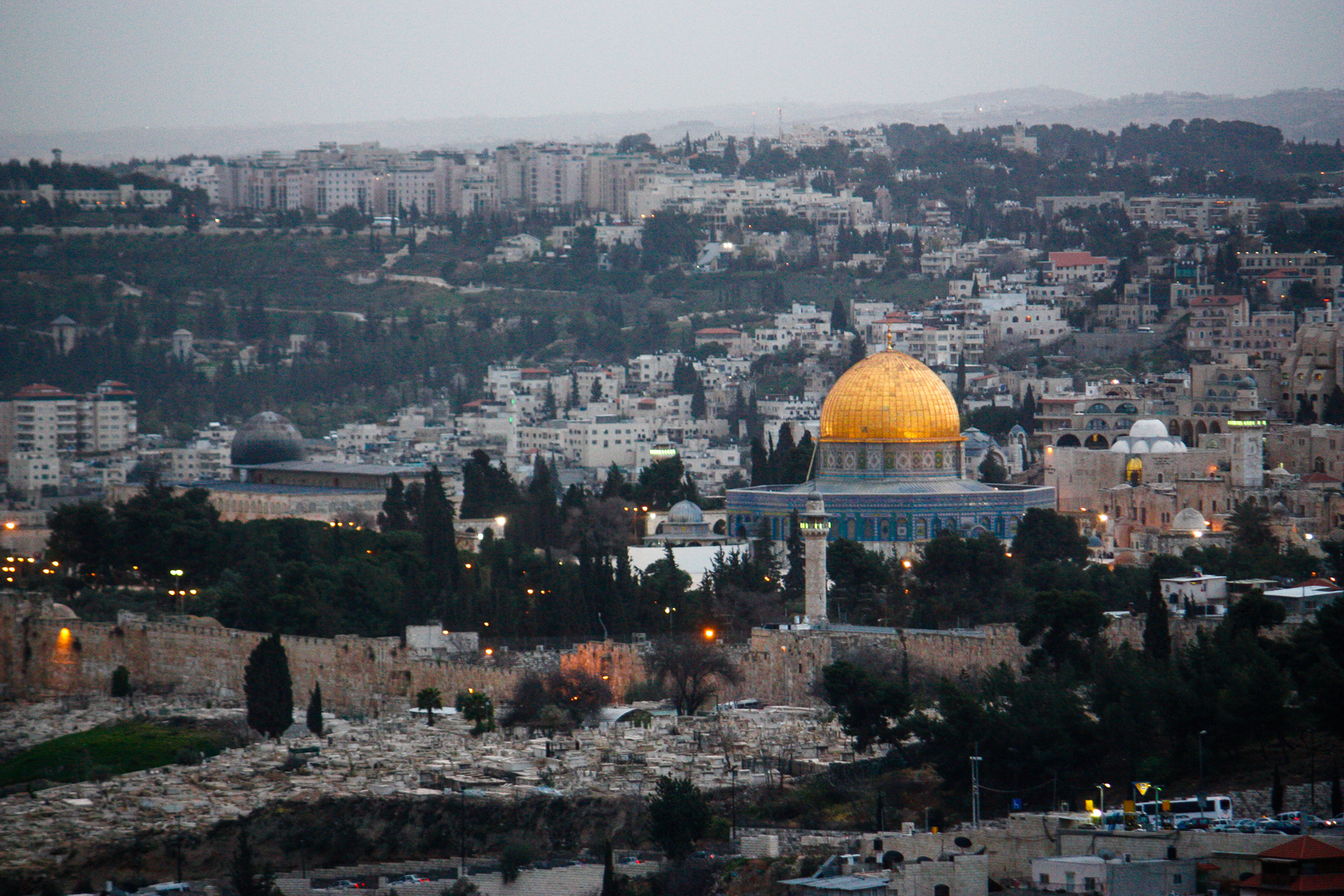 السلطات الإسرائيلية تقرر السماح للإسرائيليين باقتحام المسجد الأقصى وباحاته الأحد
