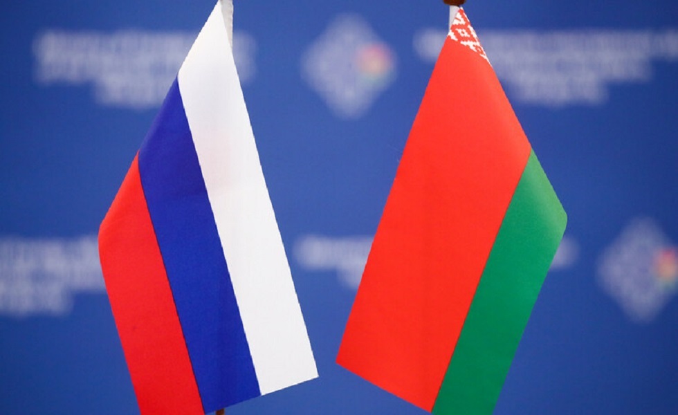بيلاروس تصف العلاقات مع موسكو في المجال العسكري بأنها بناءة
