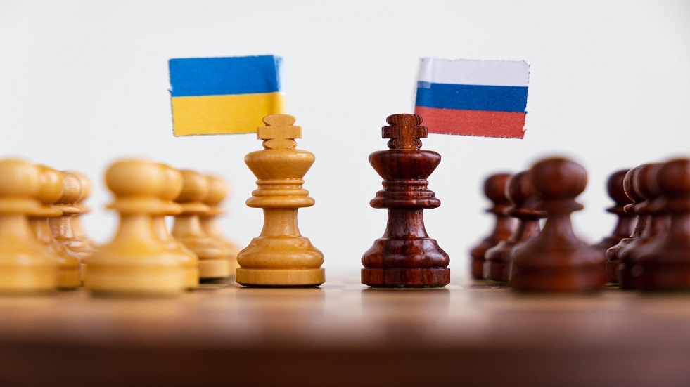 سيناتور روسي: قبول كييف المفاوضات مرهون بموافقة الغرب