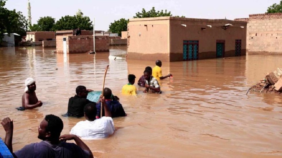 مصرع 52 شخصا جراء الفيضانات في السودان