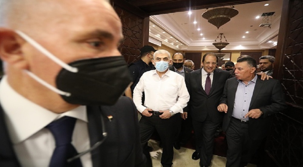 رئيس جهاز الشاباك الإسرائيلي يتوجه إلى القاهرة لاحتواء أزمة مع مصر ويلتقي عباس كامل