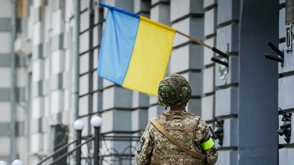 مصدر: الاستخبارات الأوكرانية تجند الأوكرانيين المتوجهين إلى روسيا