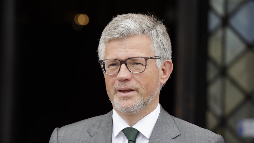 نائب في البرلمان الألماني يدعو إلى إعلان السفير الأوكراني السابق شخصا غير مرغوب فيه