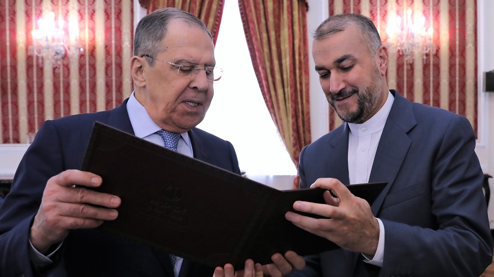 وزيرا الخارجية الإيراني/ حسين أمير عبد اللهيان، والروسي/ سيرغي لافروف (صورة أرشيفية)