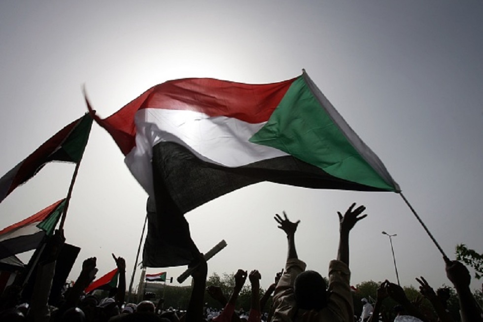 تمسكوا بالوثيقة الدستورية.. قوى سياسية في السودان تجيز 