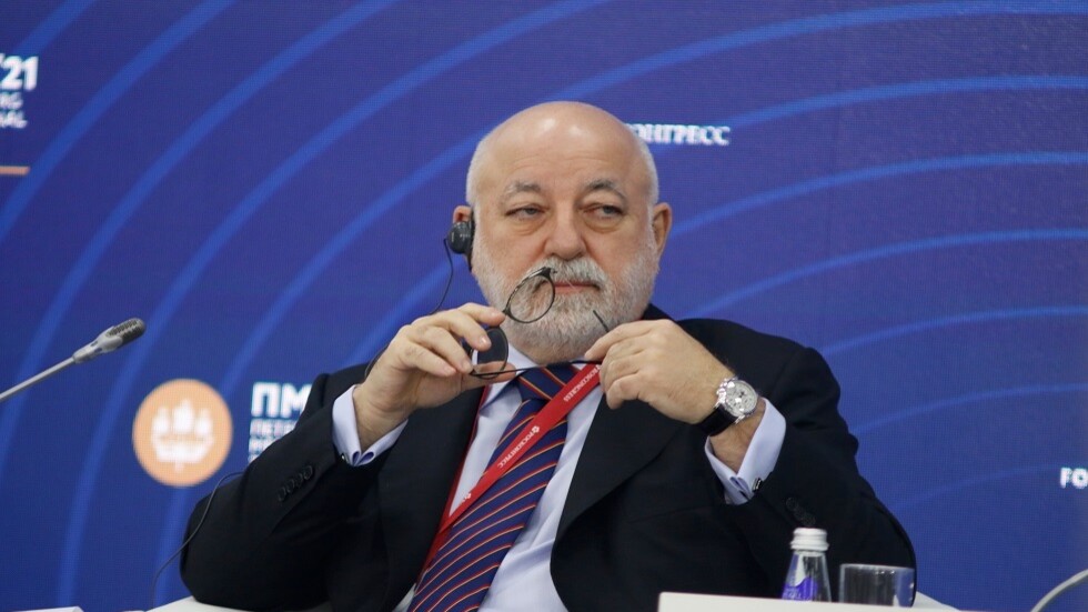 مكتب التحقيقات الفدرالي يفتش مباني مرتبطة بالملياردير الروسي فيكتور فيكسلبرغ