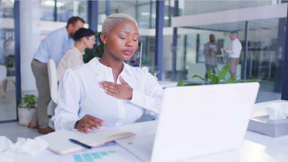 الأطباء يحذرون النساء من فقدان تشخيص مرضي قد يكون مميتا!
